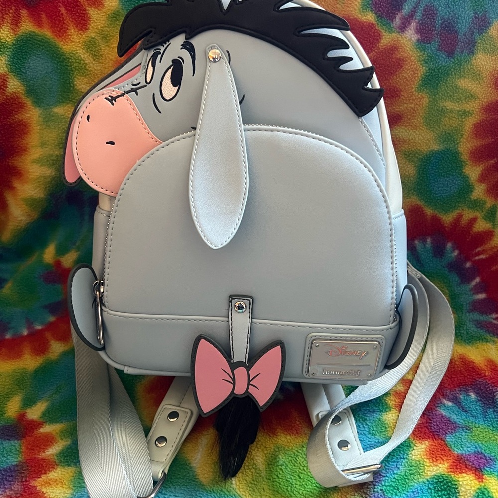 Loungefly Gray Backpack with Modern Design and Ample Padding